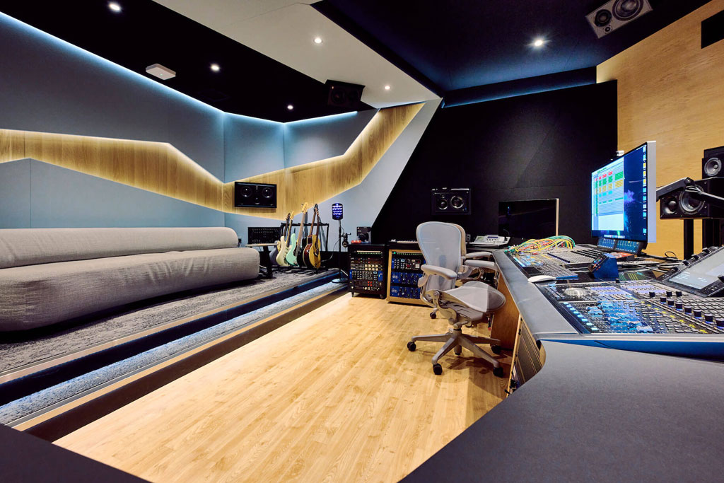 Platoon-Recording-Studio-Design-Control-Room-Atmos